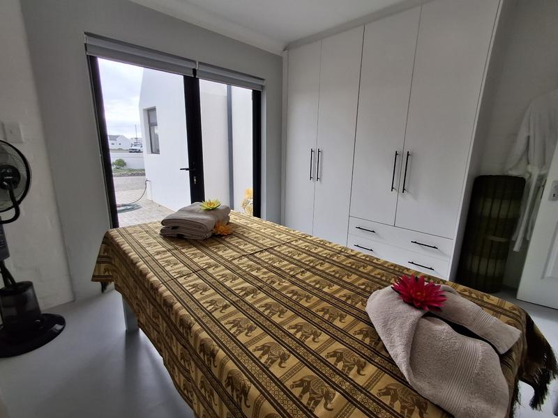 3 Bedroom Property for Sale in Britannia Bay Western Cape